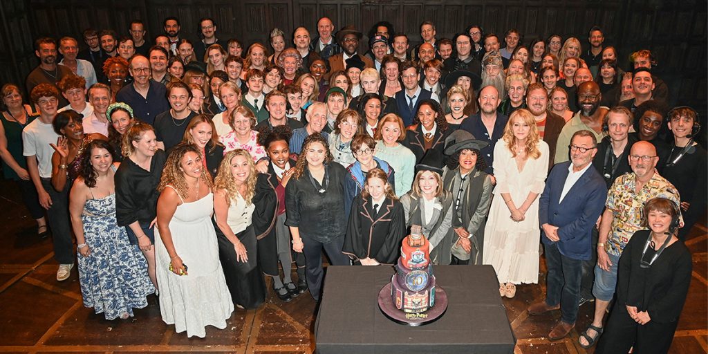 Harry Potter transforms into one-part version